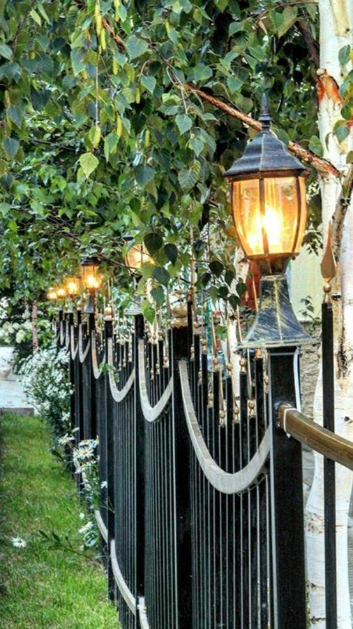 Hotel Gostinyi Dvor Бостери Екстериор снимка